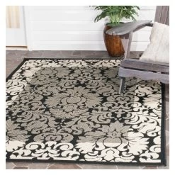 Violetta Outdoor Rug - Safavieh