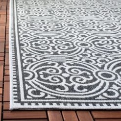 Vita Outdoor Rug - Safavieh